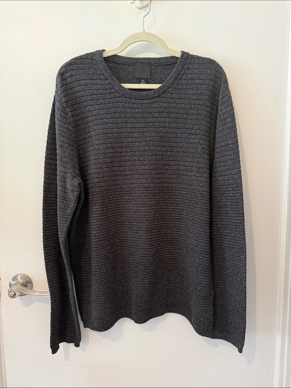H&M Men's Dark Gray Ribbed Crewneck Sweater